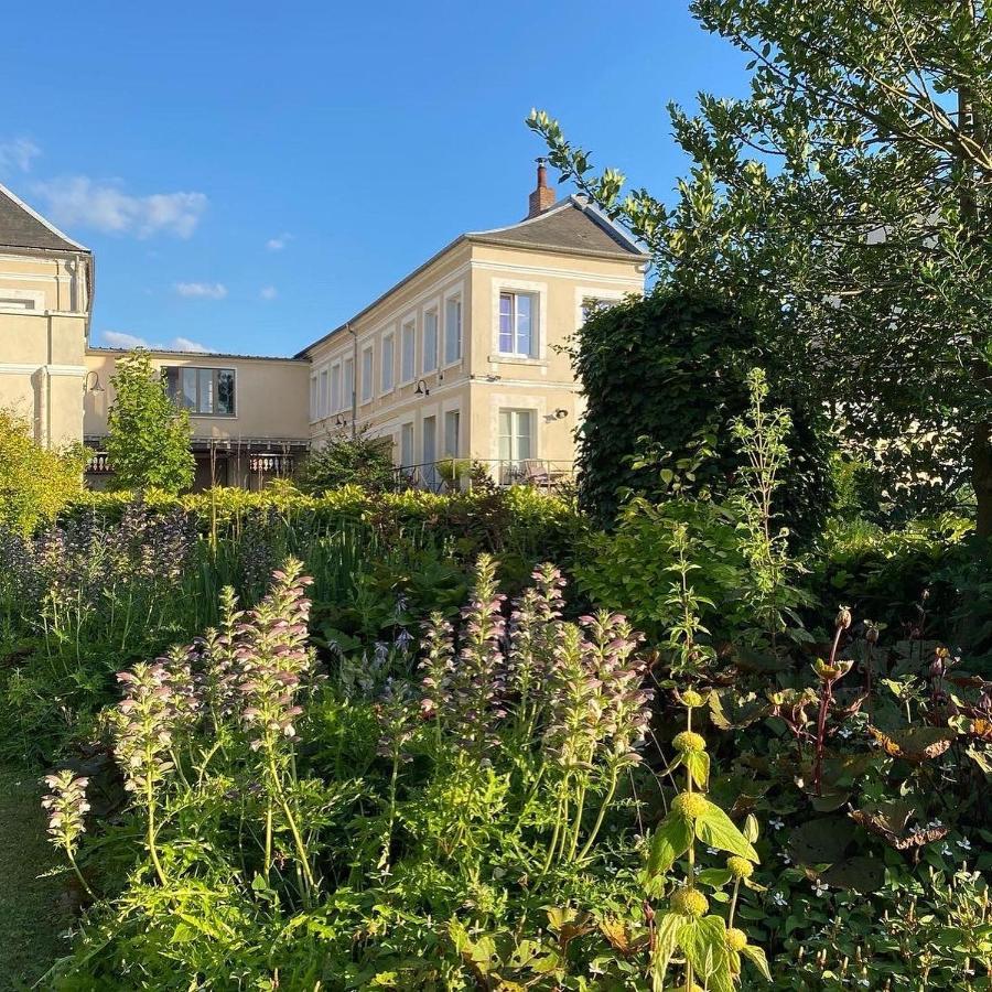 Au Jardin Des Deux Ponts Panzió Abbeville Kültér fotó